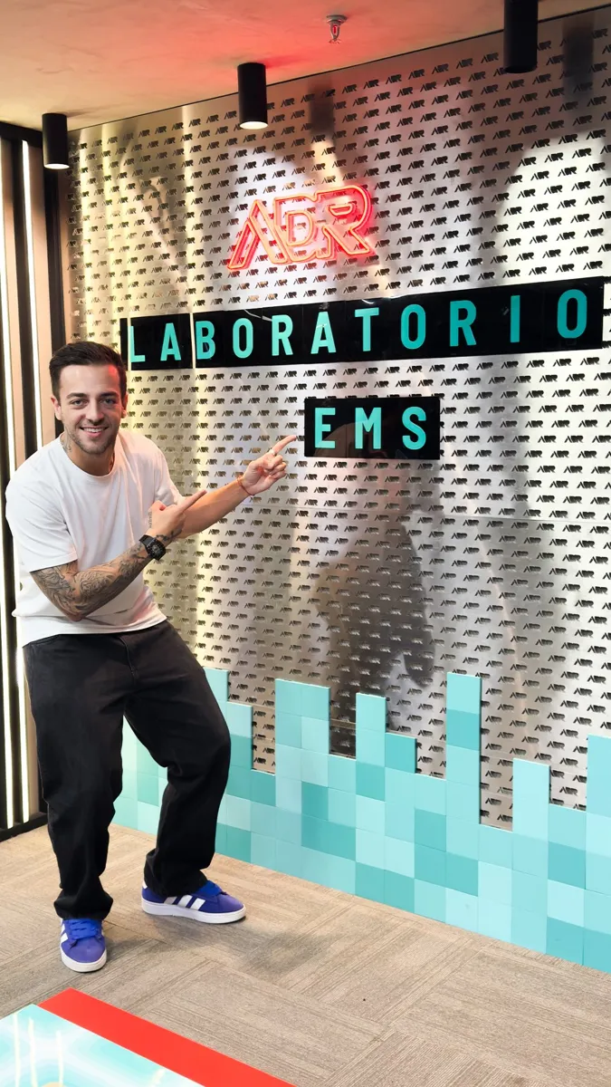 Ian no Laboratório EMS